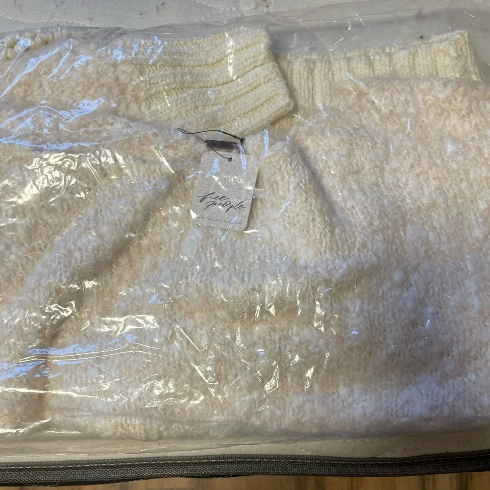 🔥 Free People Pullover Cozy Cream Sweater